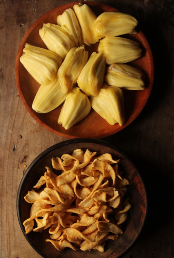 Jackfruit Chips, Vacuum-Fried Crispy Jackfruit, Bulk Cartons or Private Label Pouches, Sri Lanka