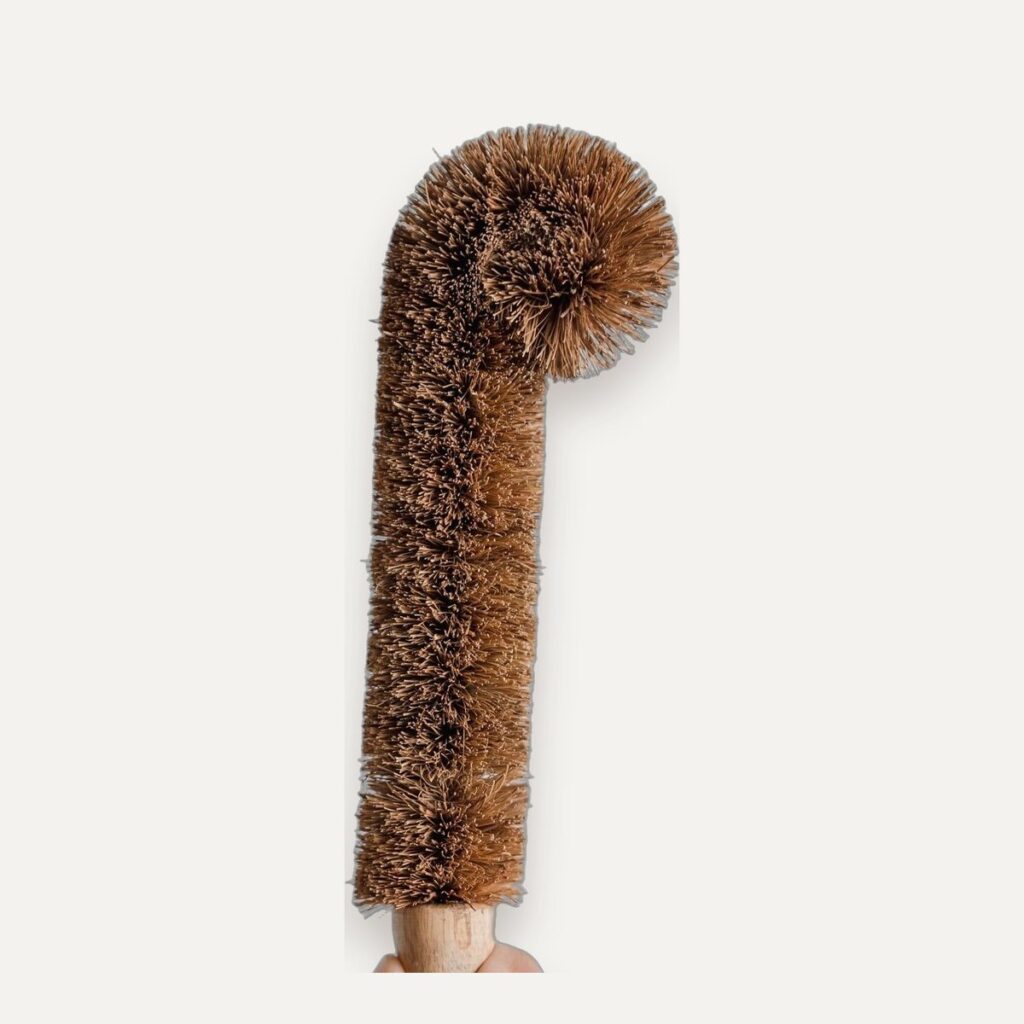 Coir Brushes and Brooms, Coconut Fiber Scrubbing Brushes, Yard Brooms and Pot Brushes, Wholesale, Sri Lanka