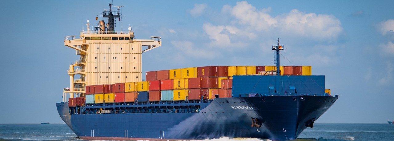 Container vessel underway